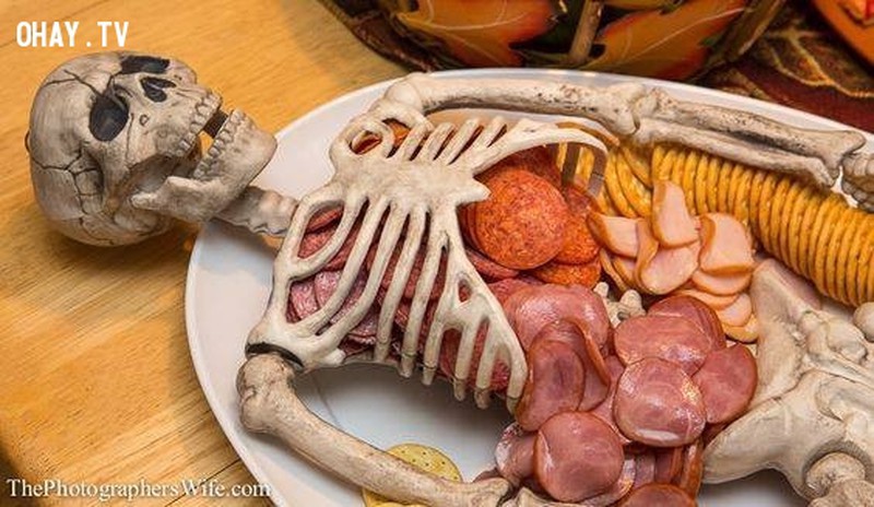 30 Ý Tưởng Trang Trí Món Ăn Cho Ngày Halloween Cực Dị Cực Chất!