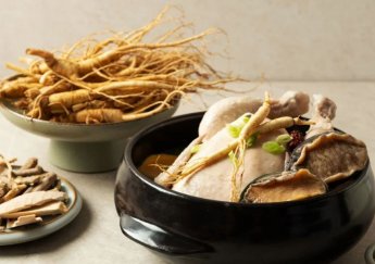 Gà Tần Sâm Hàn Quốc – Bí Quyết Dưỡng Sinh Tại Nhà Với Gói Gia Vị Samgyetang Thảo Mộc Hàn