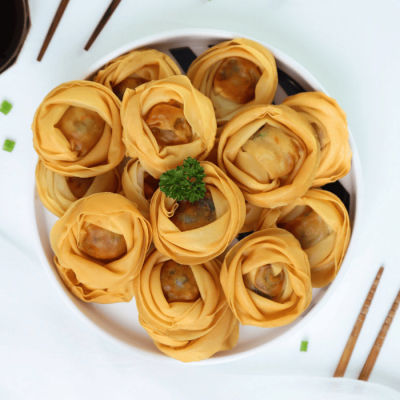 Bánh Mây Cuộn Hoàng Kim