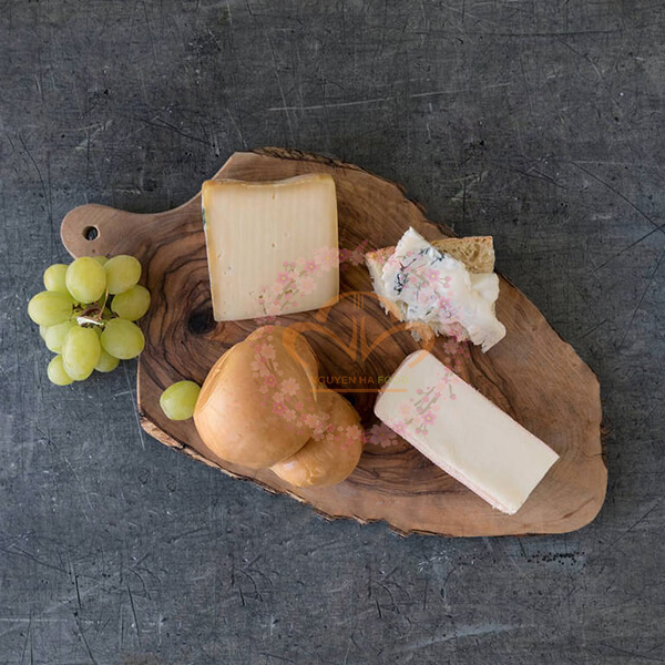pho-mai-xanh-blue-paysan-breton-cheese