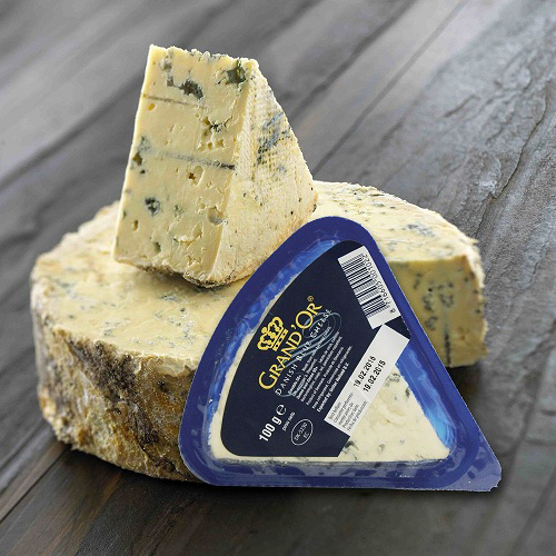 pho-mai-moc-xanh-blue-cheese