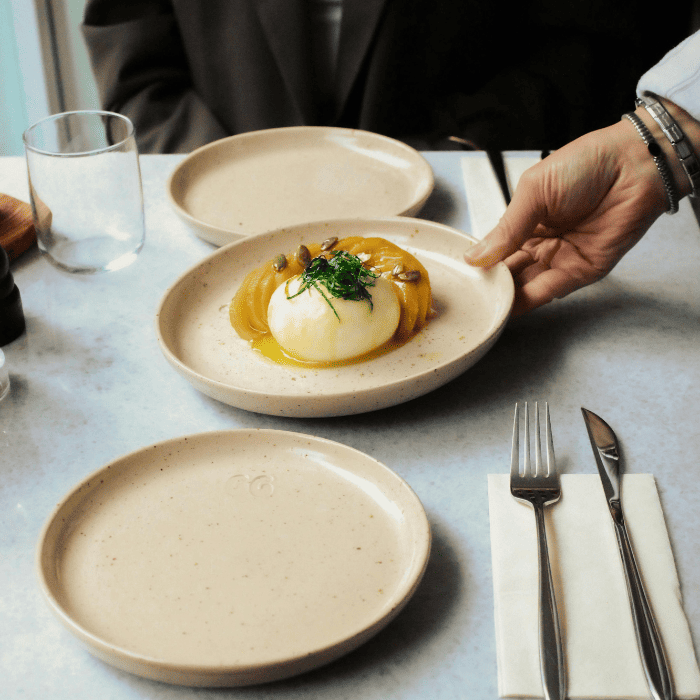 pho-mai-tuoi-burrata-nguyen-ha-food