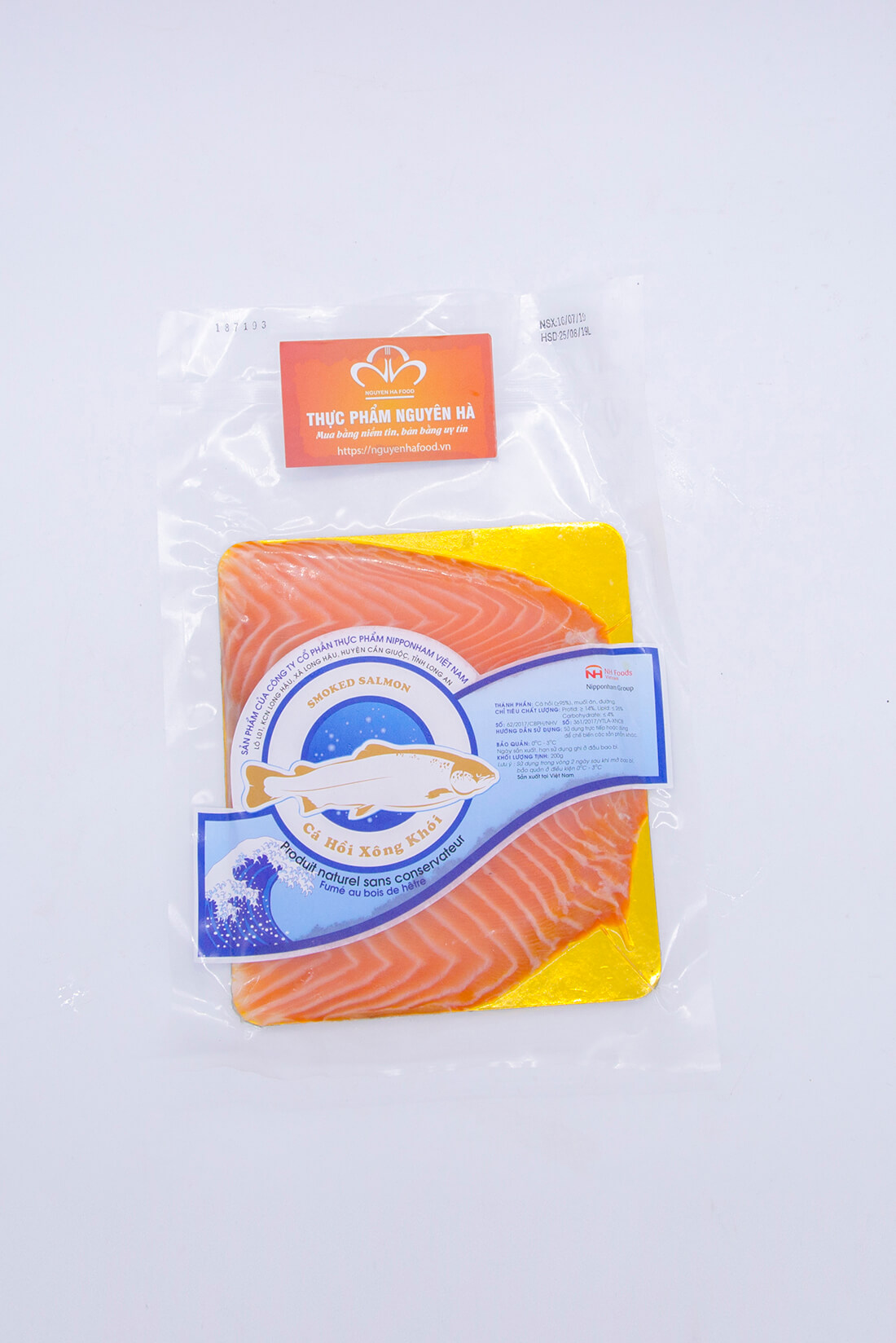 thit-ca-hoi-xong-khoi-cat-lat-smoked-salmon-sliced-1